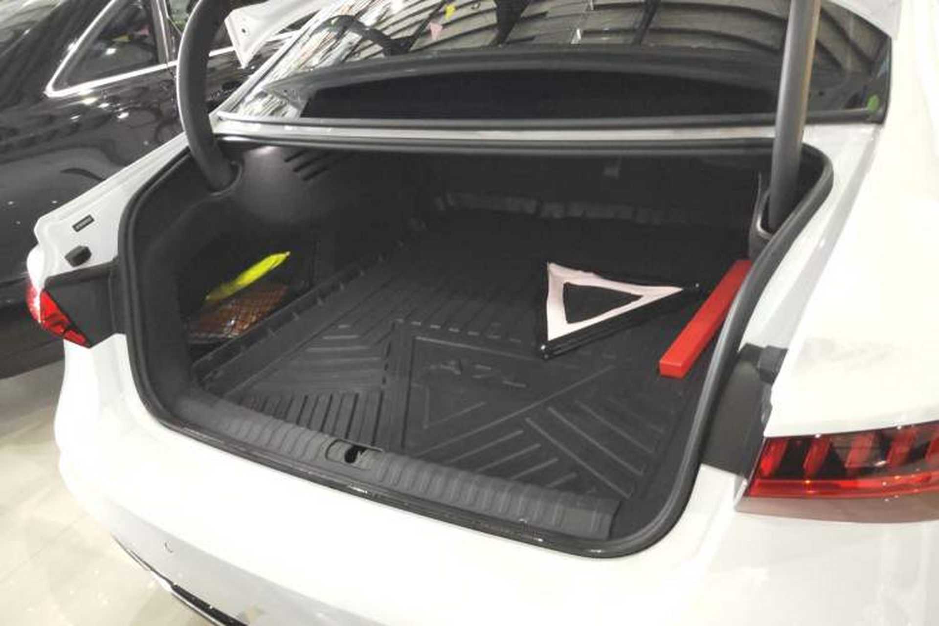 Used Audi A7L 2024 45TFSI S-line Dream-Building Edition Flow Crystal Package Trunk