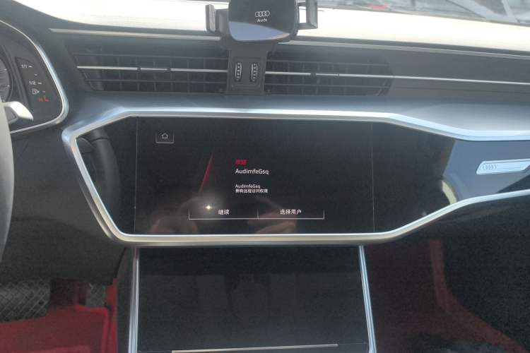 Used Audi A7L 2025 45 TFSI Luxury Edition Audio And AC Panel