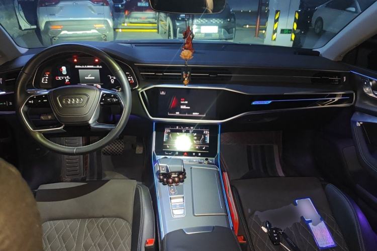 Used Audi A7L 2025 45 TFSI quattro Luxury Edition Center Console