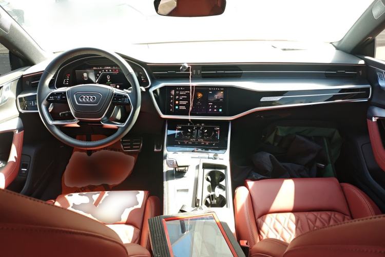 Used Audi A7L 2025 45 TFSI quattro Black Warrior Edition Center Console