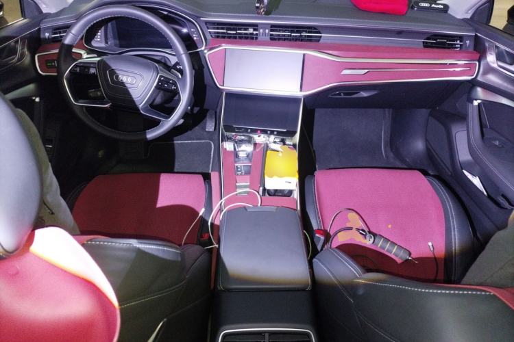Used Audi A7L 2025 45 TFSI Luxury Edition Center Console