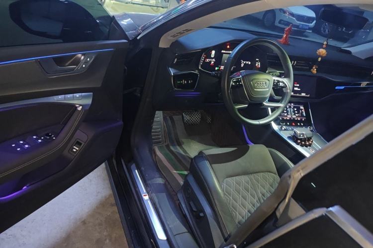 Used Audi A7L 2025 45 TFSI quattro Luxury Edition Driver Seat