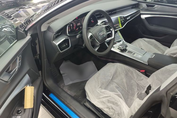 Used Audi A7L 2025 45 TFSI Luxury Edition Driver Seat