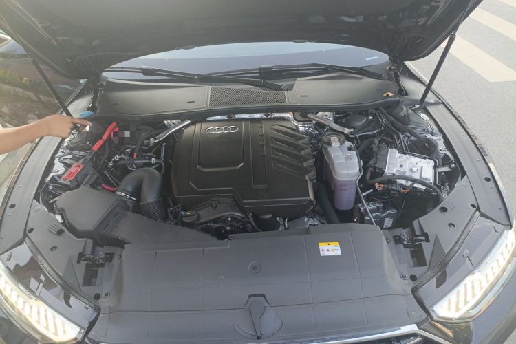 Used Audi A7L 2025 45 TFSI quattro Luxury Edition Engine Bay