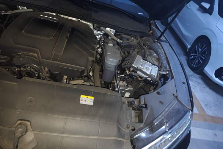 Used Audi A7L 2025 45 TFSI quattro Luxury Edition Engine Bay Left