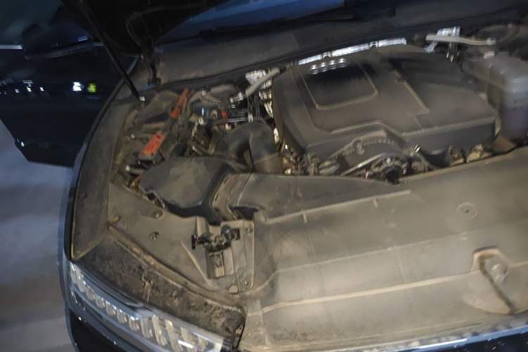 Used Audi A7L 2025 45 TFSI quattro Luxury Edition Engine Bay Right