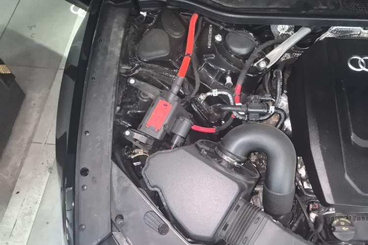 Used Audi A7L 2025 45 TFSI quattro Black Warrior Edition Engine Bay Right