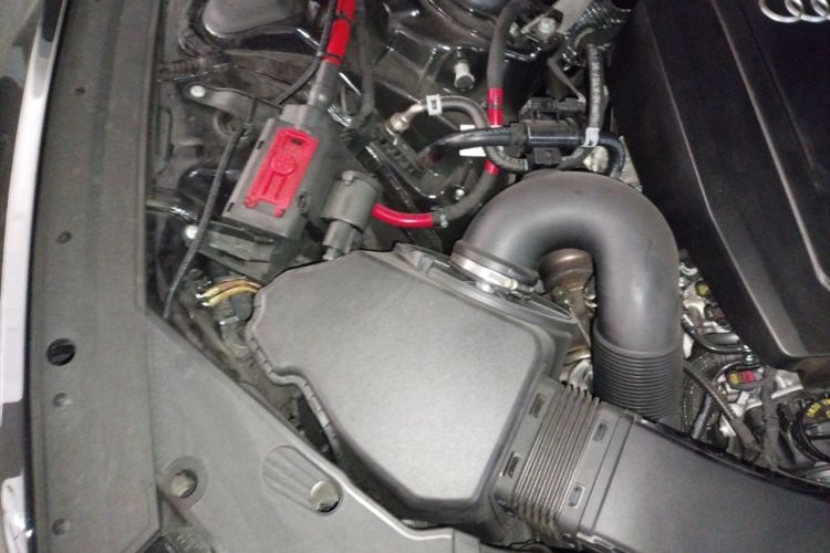 Used Audi A7L 2025 45 TFSI Luxury Edition Engine Bay Right