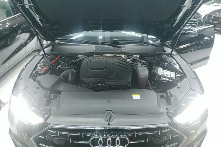 Used Audi A7L 2025 45 TFSI Luxury Edition Engine Bay