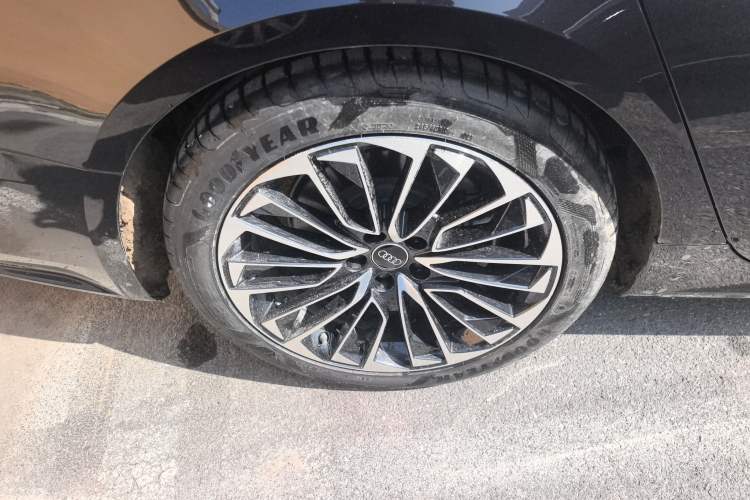 Used Audi A7L 2025 45 TFSI Luxury Edition Exterior 5