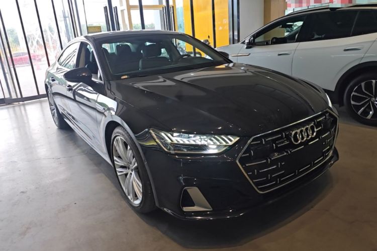 Used Audi A7L 2025 45 TFSI quattro Luxury Edition Front Right 45 Deg