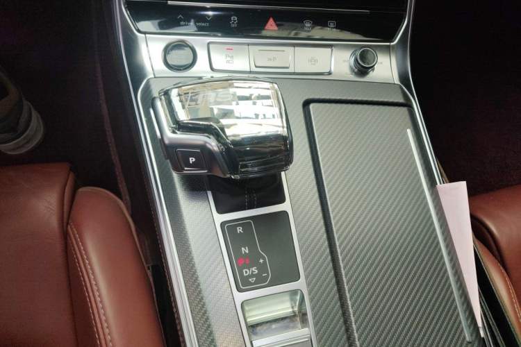 Used Audi A7L 2025 45 TFSI quattro Black Warrior Edition Gear Lever