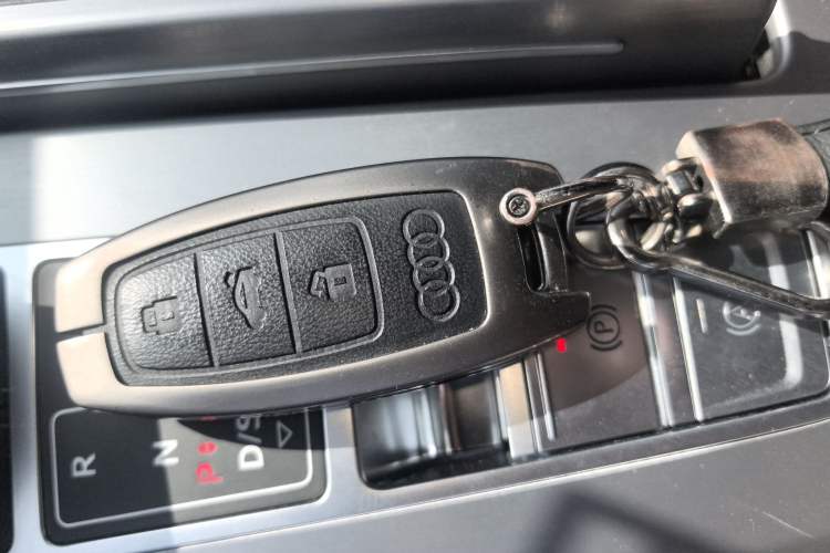 Used Audi A7L 2025 45 TFSI Luxury Edition Interior 1