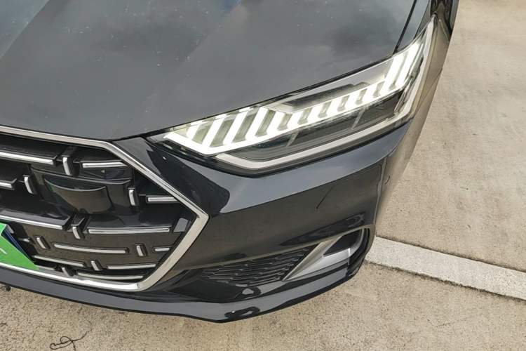 Used Audi A7L 2025 45 TFSI quattro Luxury Edition Left Front Headlight