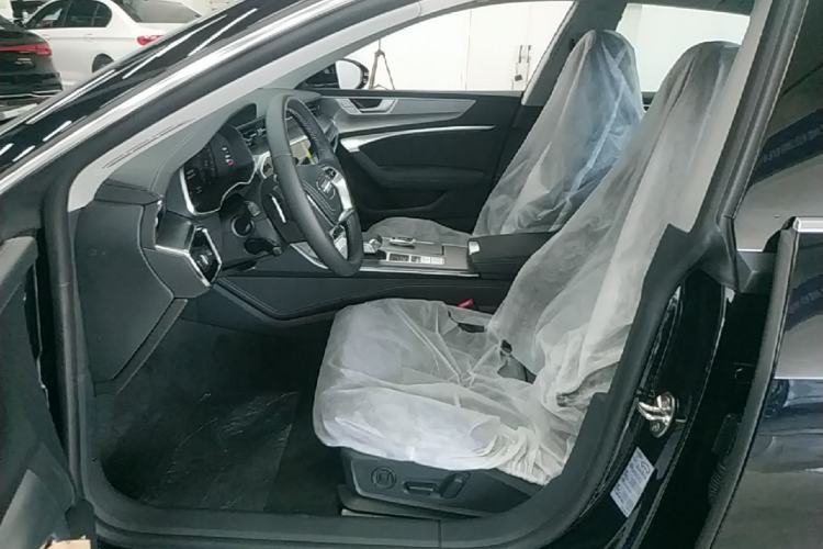 Used Audi A7L 2025 45 TFSI Luxury Edition Left Front Seat