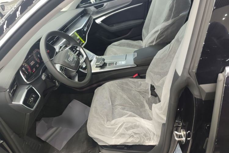 Used Audi A7L 2025 45 TFSI Luxury Edition Left Front Seat