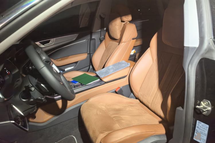 Used Audi A7L 2025 45 TFSI Luxury Edition Left Front Seat