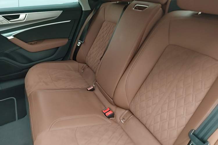 Used Audi A7L 2025 45 TFSI quattro Luxury Edition Left Rear Seat