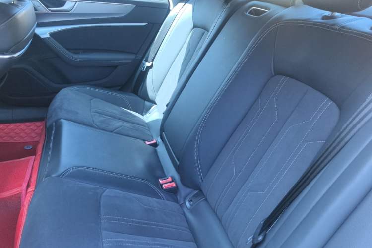Used Audi A7L 2025 45 TFSI Luxury Edition Left Rear Seat