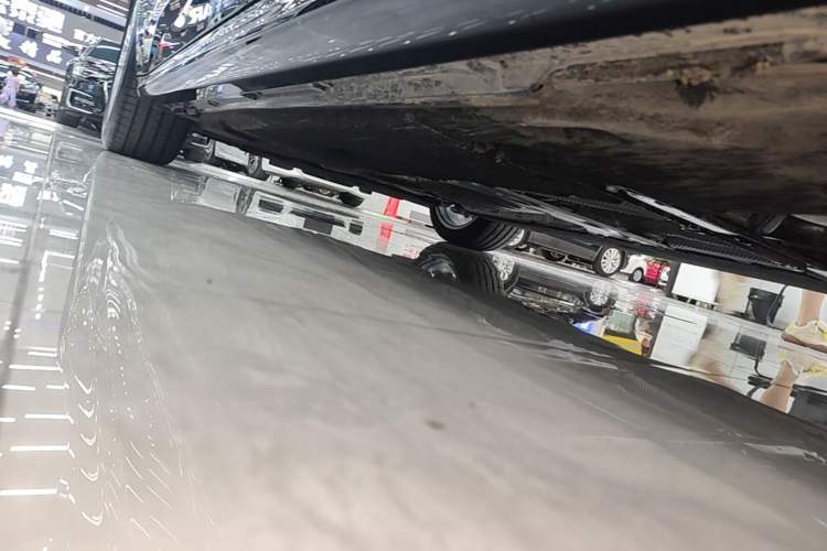 Used Audi A7L 2025 45 TFSI quattro Luxury Edition Left Side Sill