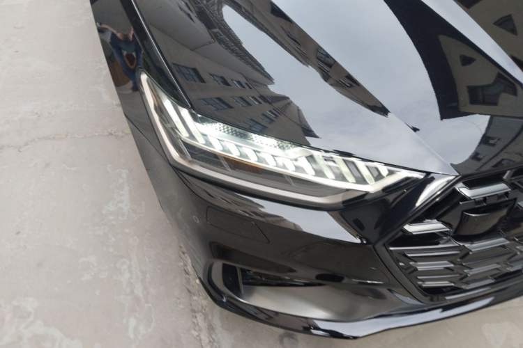 Used Audi A7L 2025 45 TFSI quattro Black Warrior Edition Right Front Headlight