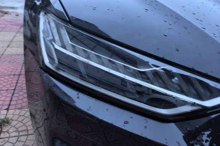 Used Audi A7L 2025 45 TFSI Luxury Edition Right Front Headlight