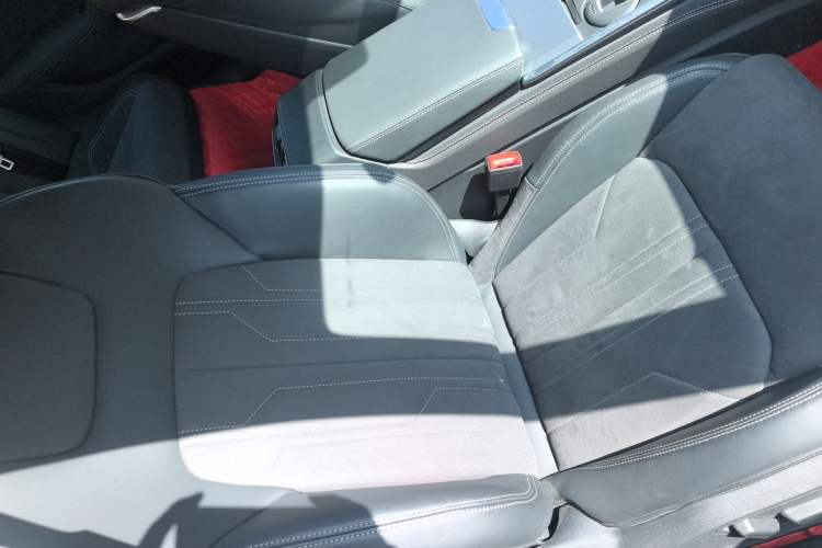 Used Audi A7L 2025 45 TFSI Luxury Edition Right Front Seat
