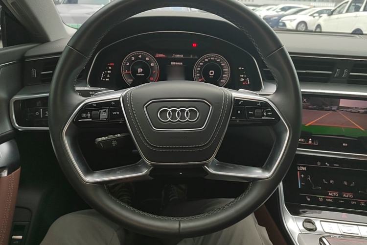 Used Audi A7L 2025 45 TFSI quattro Luxury Edition Steering Wheel