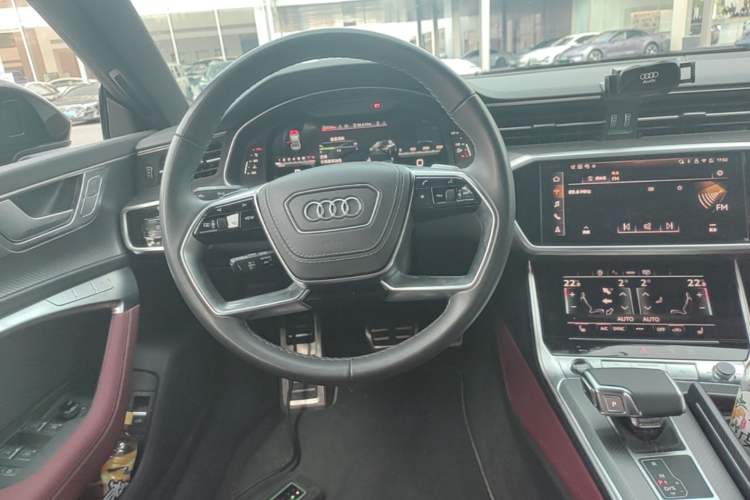 Used Audi A7L 2025 45 TFSI quattro Black Warrior Edition Steering Wheel
