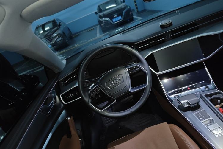 Used Audi A7L 2025 45 TFSI Luxury Edition Steering Wheel