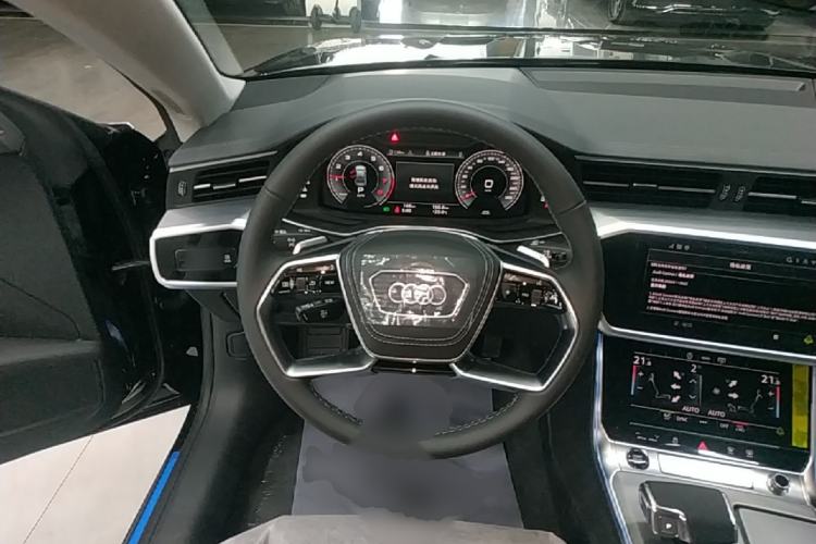 Used Audi A7L 2025 45 TFSI Luxury Edition Steering Wheel
