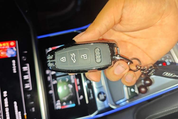 Used Audi A7L 2025 45 TFSI quattro Luxury Edition Vehicle Key