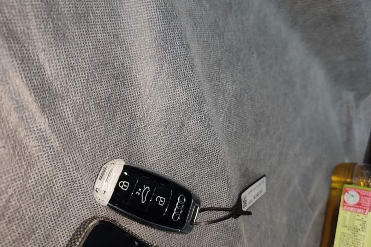 Used Audi A7L 2025 45 TFSI Luxury Edition Vehicle Key