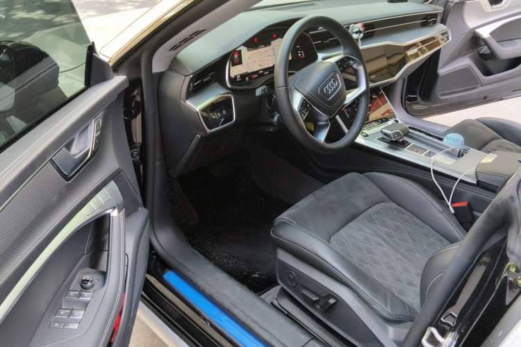 Used Audi A7L 2025 45 TFSI quattro Luxury Edition Driver Seat
