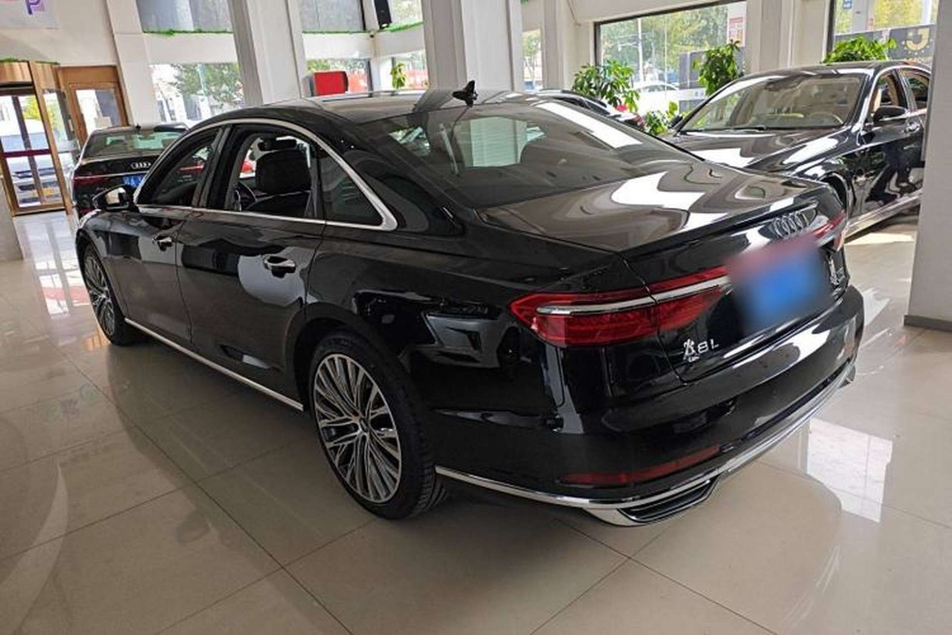 Used Audi A8 2018 A8L 55 TFSI quattro Launch Edition Prestige Model Exterior 4