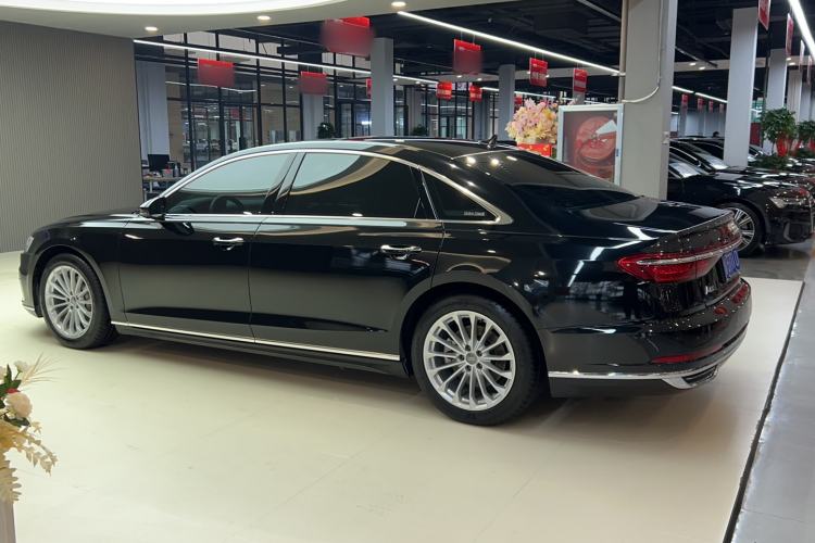 Used Audi A8 2019 Facelifted Plus A8L 50 TFSI quattro Comfort Version Exterior 5