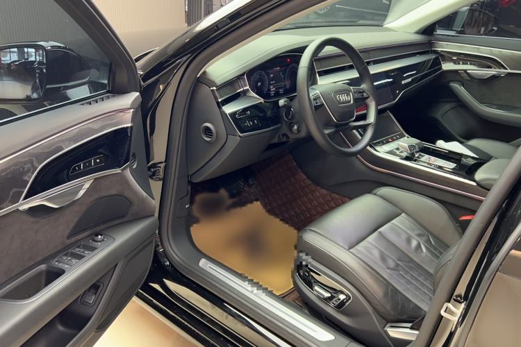 Used Audi A8 2019 Facelifted Plus A8L 50 TFSI quattro Comfort Version Interior 2