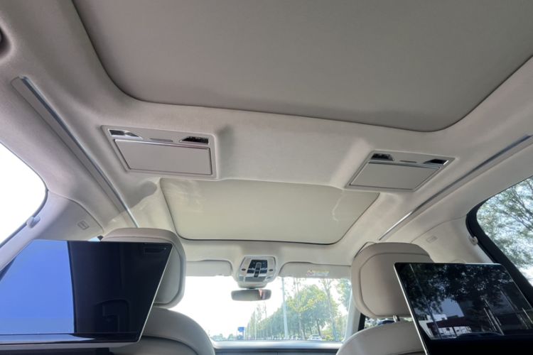 Used Audi A8 2024 A8L 55 TFSI quattro Flagship Model Interior 5