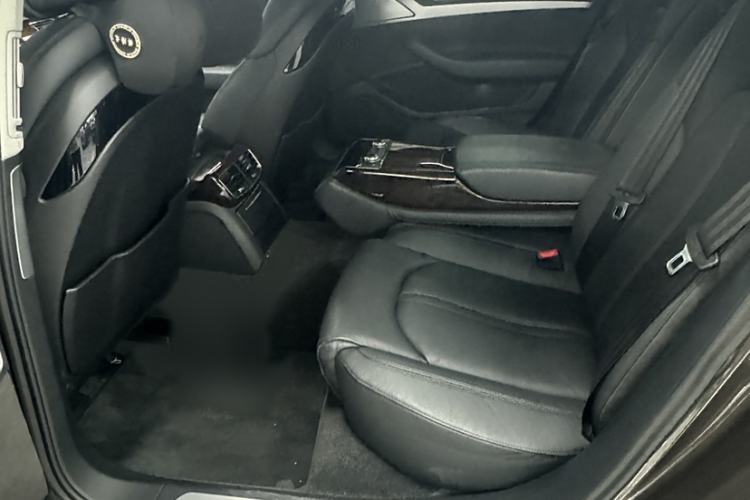 Used Audi A8 2014 A8L 45 TFSI quattro Comfort model Interior 5