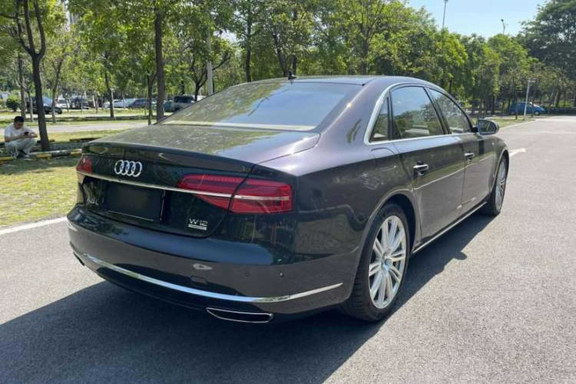 Used Audi A8 2014 A8L 6.3 FSI W12 quattro flagship model Exterior 5