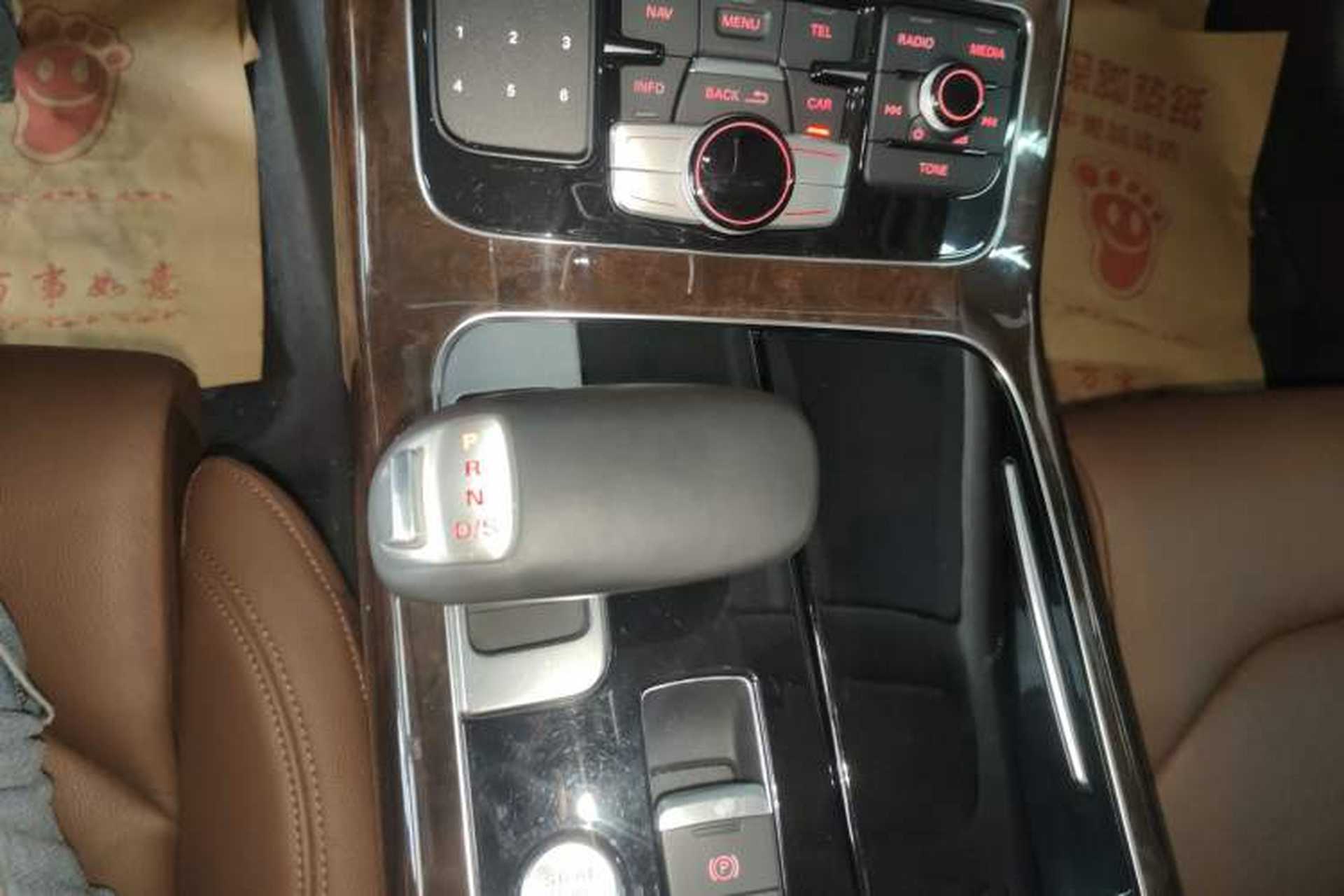 Used Audi A8 2014 A8L 45 TFSI quattro Comfort model Gear Lever