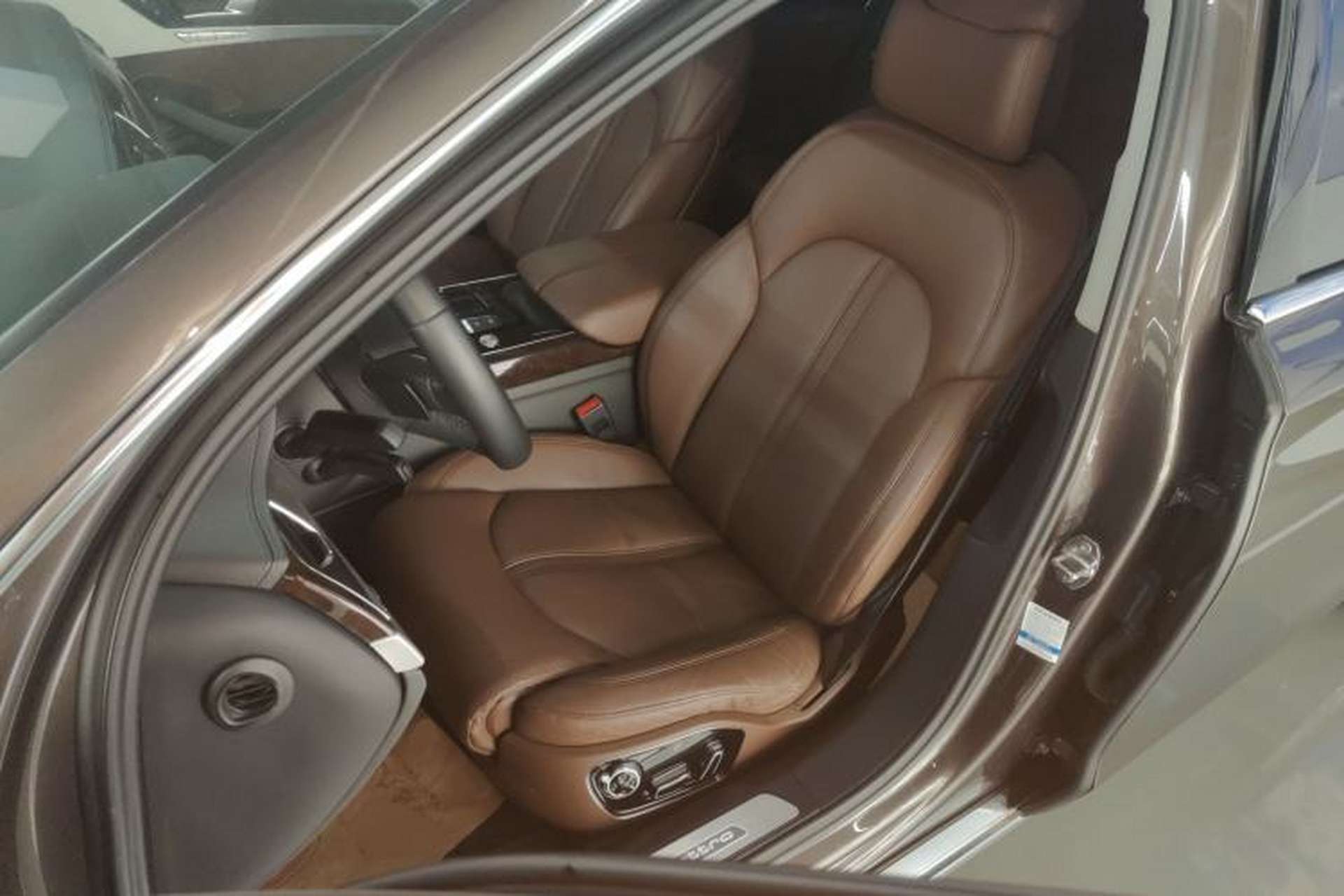 Used Audi A8 2014 A8L 45 TFSI quattro Comfort model Left Front Seat