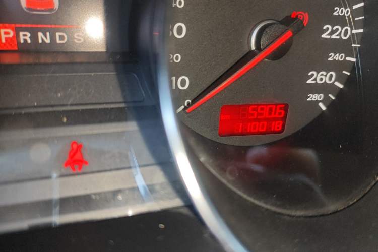 Used Audi A8 2005 A8L 3.0L Odometer Close Up