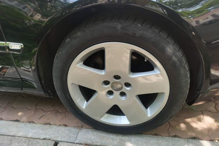 Used Audi A8 2005 A8L 3.0L Right Front Wheel Hub