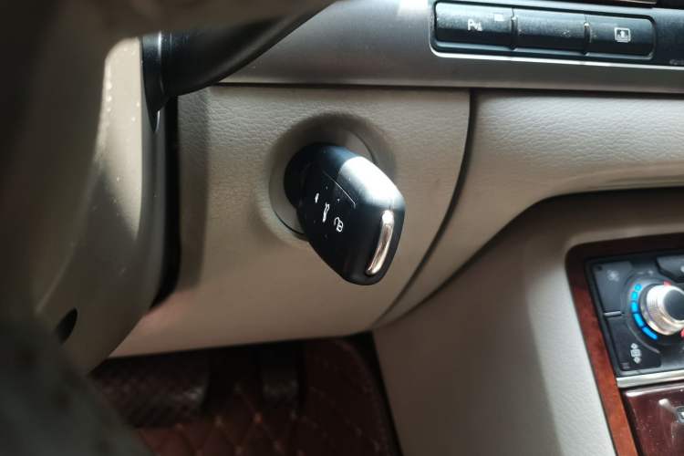 Used Audi A8 2005 A8L 3.0L Vehicle Key