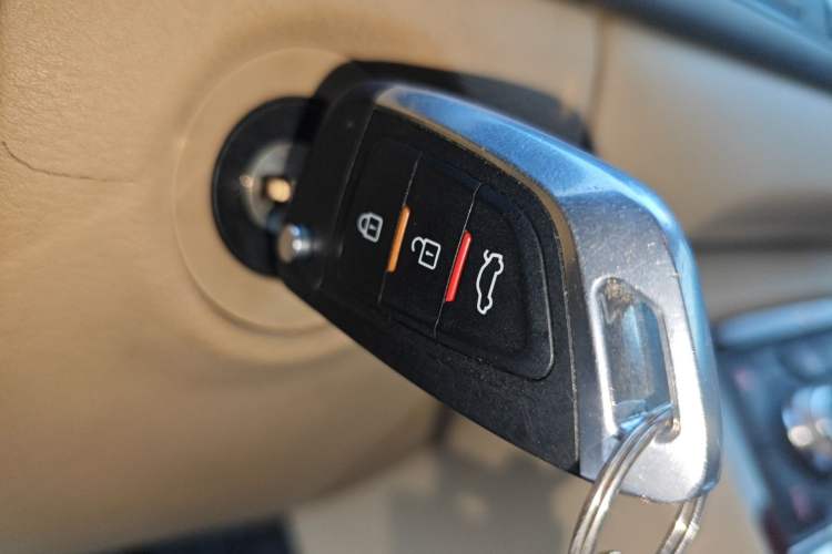 Used Audi A8 2005 A8L 3.0L Vehicle Key