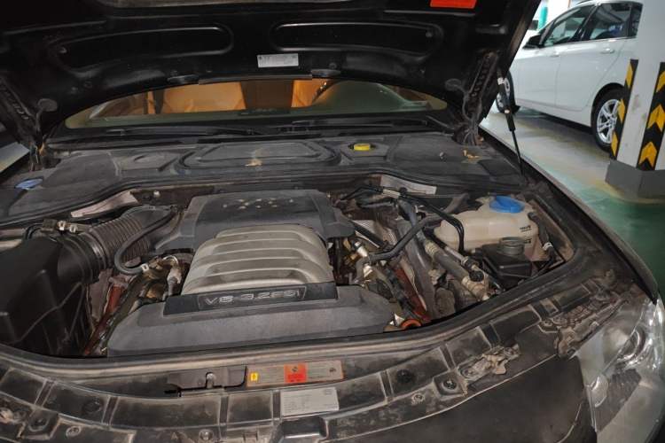 Used Audi A8 2007 A8L 3.2 FSI Prestige Edition Engine Bay Left