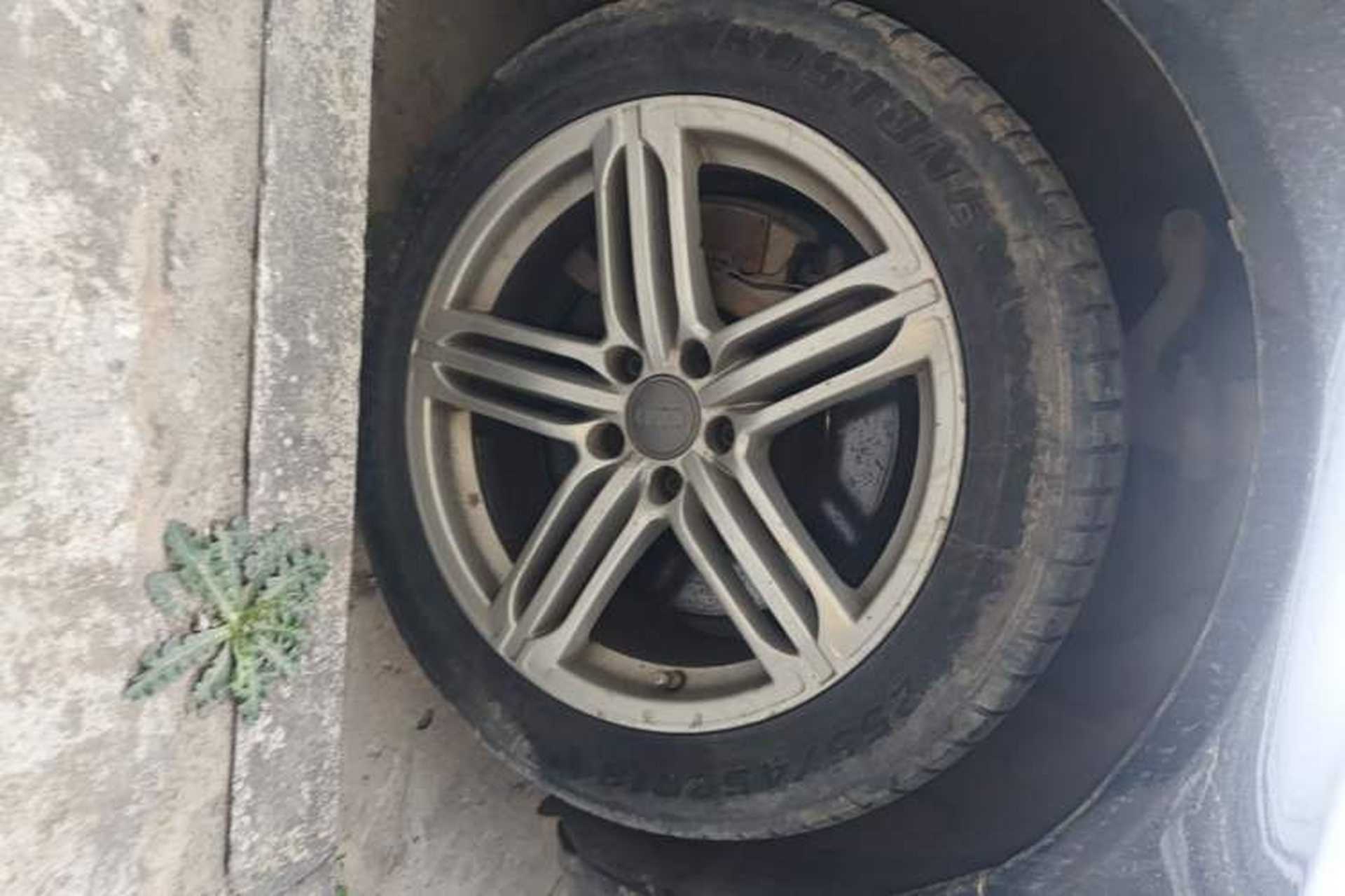 Used Audi A8 2007 A8L 3.2 FSI Standard Model Right Front Wheel Hub