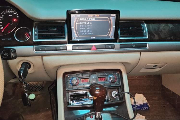 Used Audi A8 2009 A8L 2.8 FSI Standard Model Audio And AC Panel