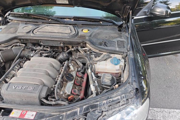 Used Audi A8 2009 A8L 3.0 FSI Luxury Model Engine Bay Left